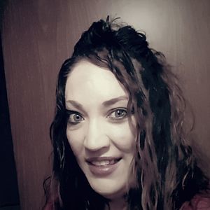 Meet your Posher, Kara